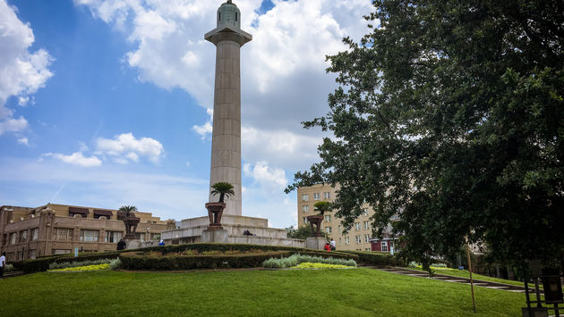 Robert E. Lee monument, New Orleans
