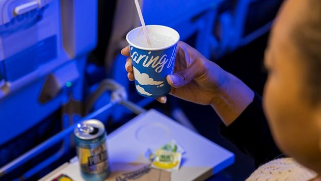 Alaska Airlines, paper cups, sustainability, airlines
