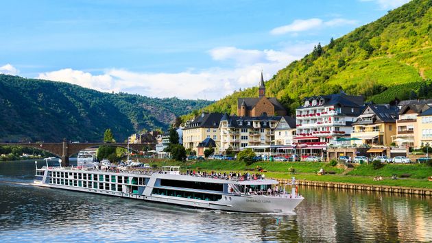 Emerald Cruises, Emerald Luna, European, Europe, river cruises, waterways