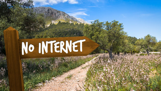 internet, web, digital, desintoxicación, retiro, desierto, fuera de la red, tecnología, excursionismo, caminata, sendero