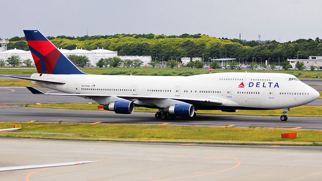 Delta Boeing 747-451 airplane