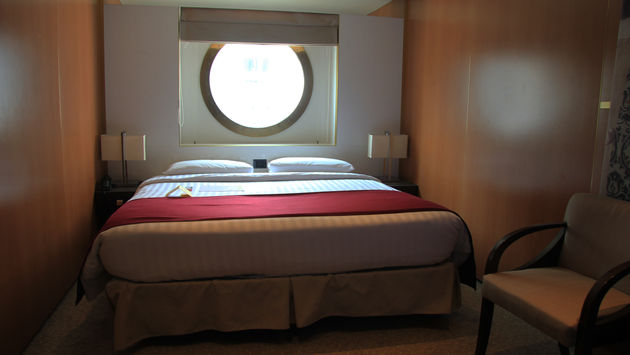 Cruise ship, cabin, cruise cabin, ship interior