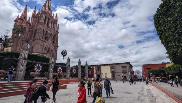 San Miguel de Allende, El Jardin, plaza, church