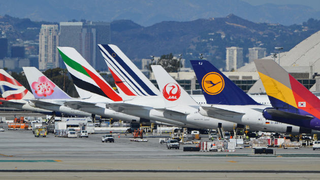 International airlines at LAX