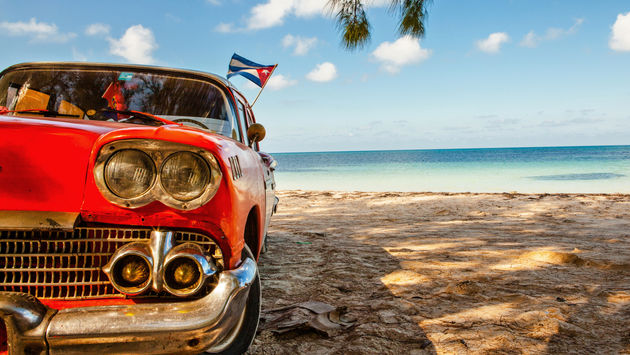 Cuba, auto antiguo, EF Go Ahead Tours