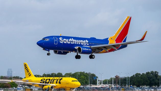 Southwest Airlines, Austin–Bergstrom International Airport, Austin, Texas, Spirit Airlines, airplanes, runway, airport