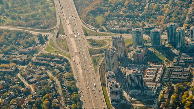Highway 401, Toronto