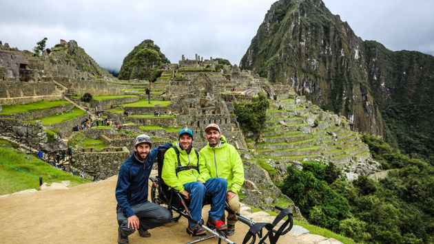 Machu Picchu, rueda el mundo, silla de ruedas, perú