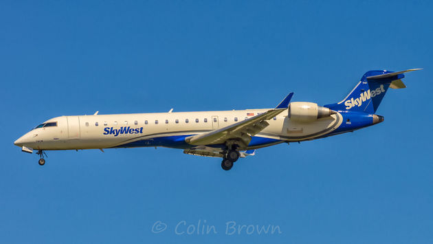 SkyWest Airlines plane