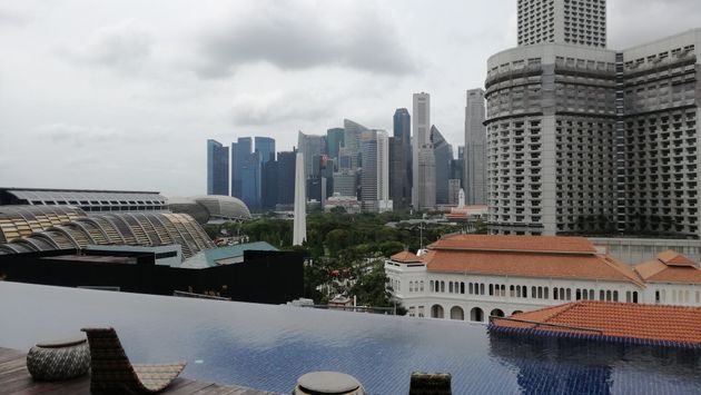 Singapore, infinity pool, Naumi Hotel