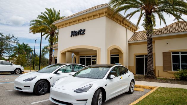 Hertz, electric vehicles, car rental, travel, car