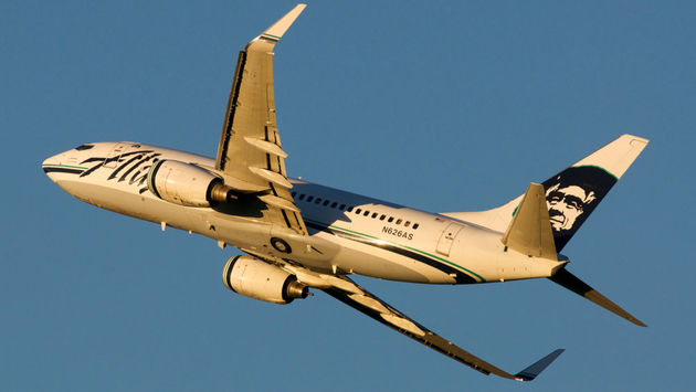 Alaska Airlines, Boeing 737-700