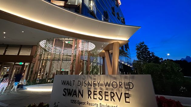 Walt Disney World Swan Reserve, Florida