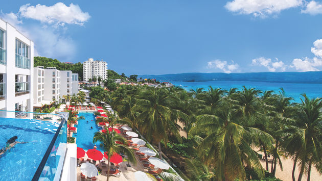 S Hotel Jamaica Sky Deck Pool, Montego Bay
