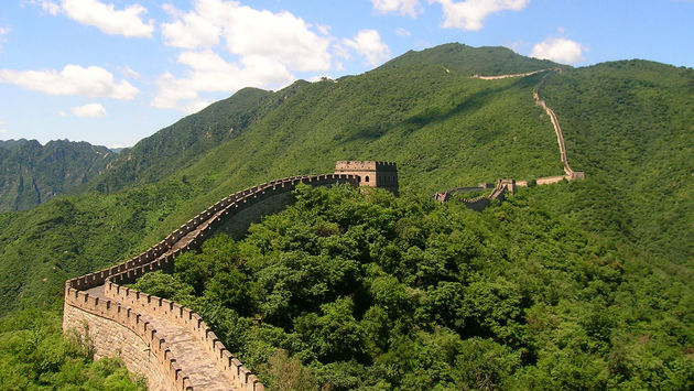 Chinese Officials Capping Visitors To Part Of Great Wall