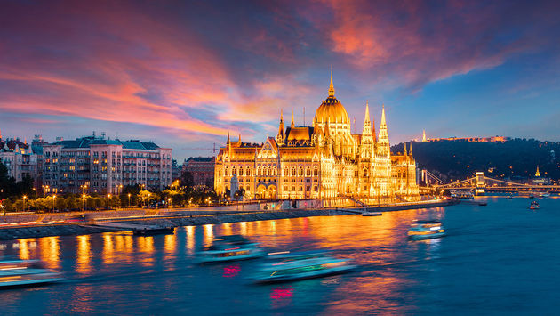 Dramatic sunset in Budapest