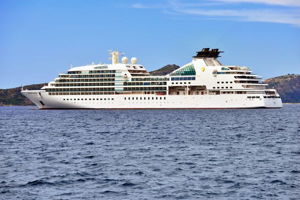 Seabourn Unveils New 2023-24 Itineraries in Asia, Arabia, New Zealand and More