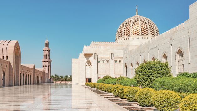 Muscat, Oman, mosques, Sultan Qaboos Grand Mosque, Muscat Oman, Regent Seven Seas Cruises
