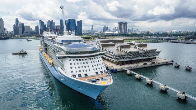 Quantum of the Seas, Marina Bay Cruise Centre Singapore, Royal Caribbean International, cruise ship