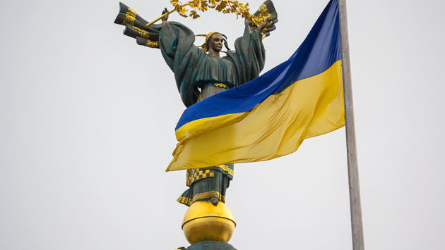 Ukrainian flag, Independence Monument, Kyiv, Ukraine, flag, monument, statue