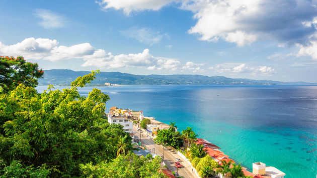 Jamaica island, Montego Bay (photo via lucky-photographer / iStock / Getty Images Plus)
